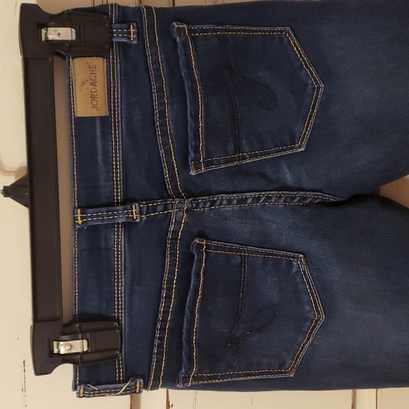Jordache Skinnys - Picture 8 of 8